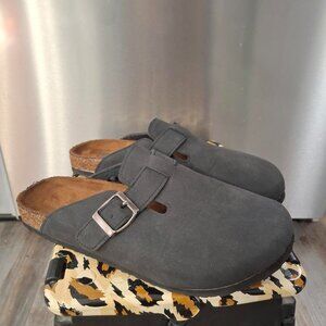 Mossimo Black Clog Women's Size 7.5 ~ Slip on Shoes